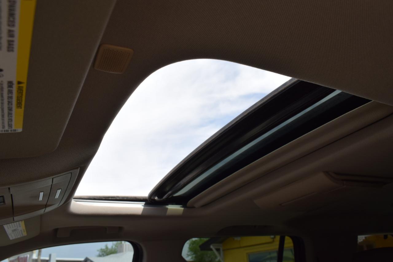 GMC Yukon SLT 2WD 2020