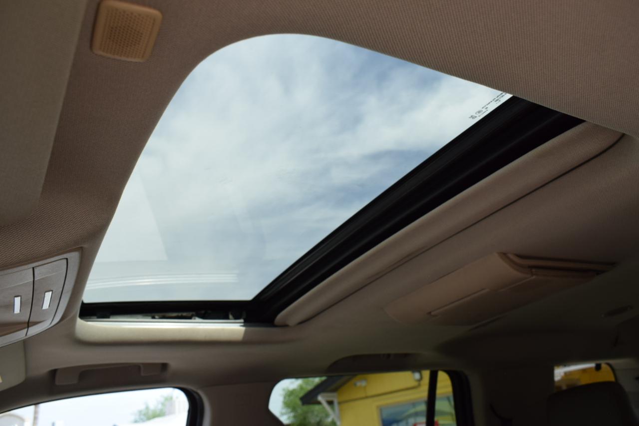 GMC Yukon SLT 2WD 2020