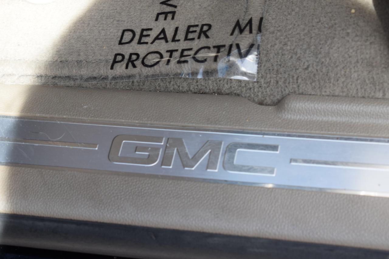 GMC Yukon SLT 2WD 2020