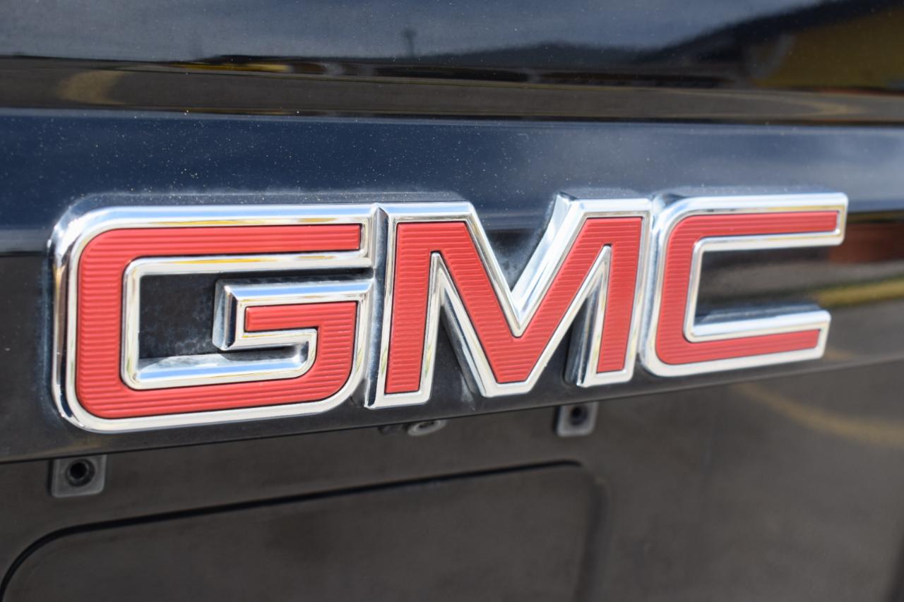 GMC Yukon SLT 2WD 2020