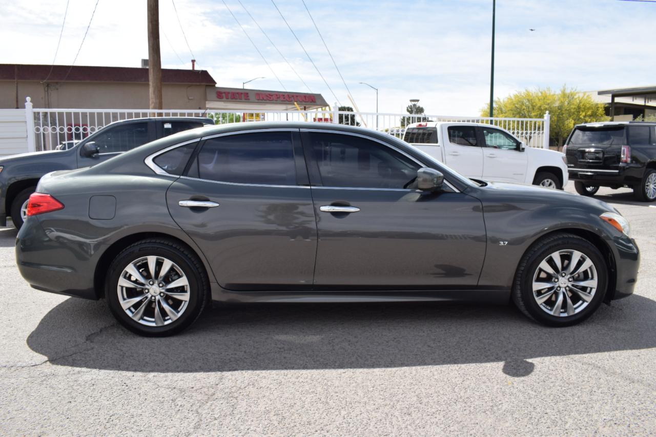 Infiniti Q70 37 2014
