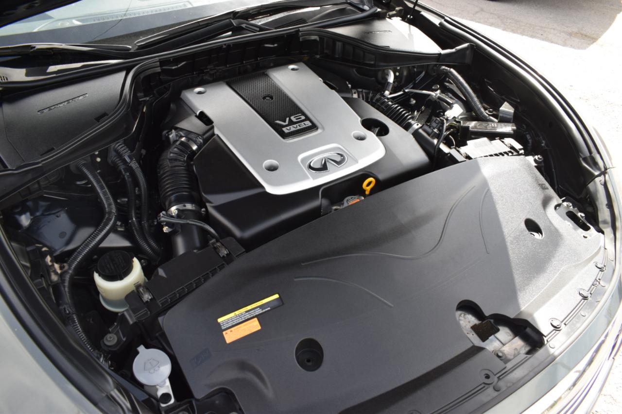 Infiniti Q70 37 2014