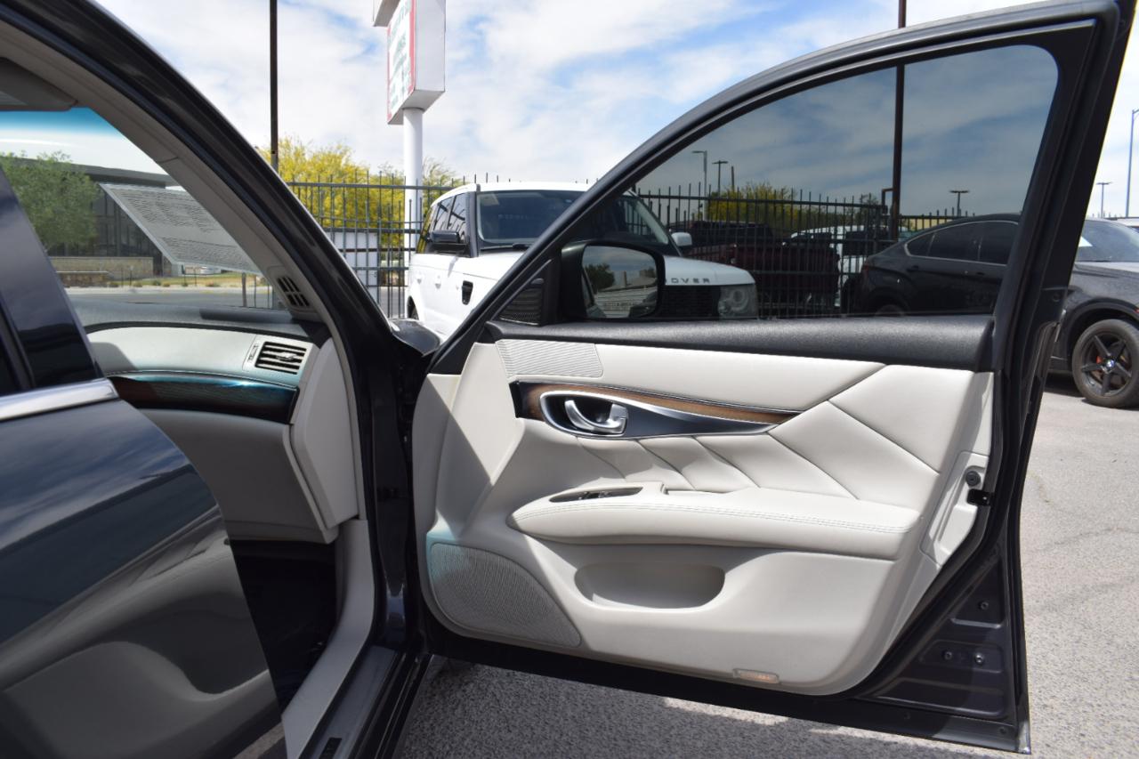 Infiniti Q70 37 2014