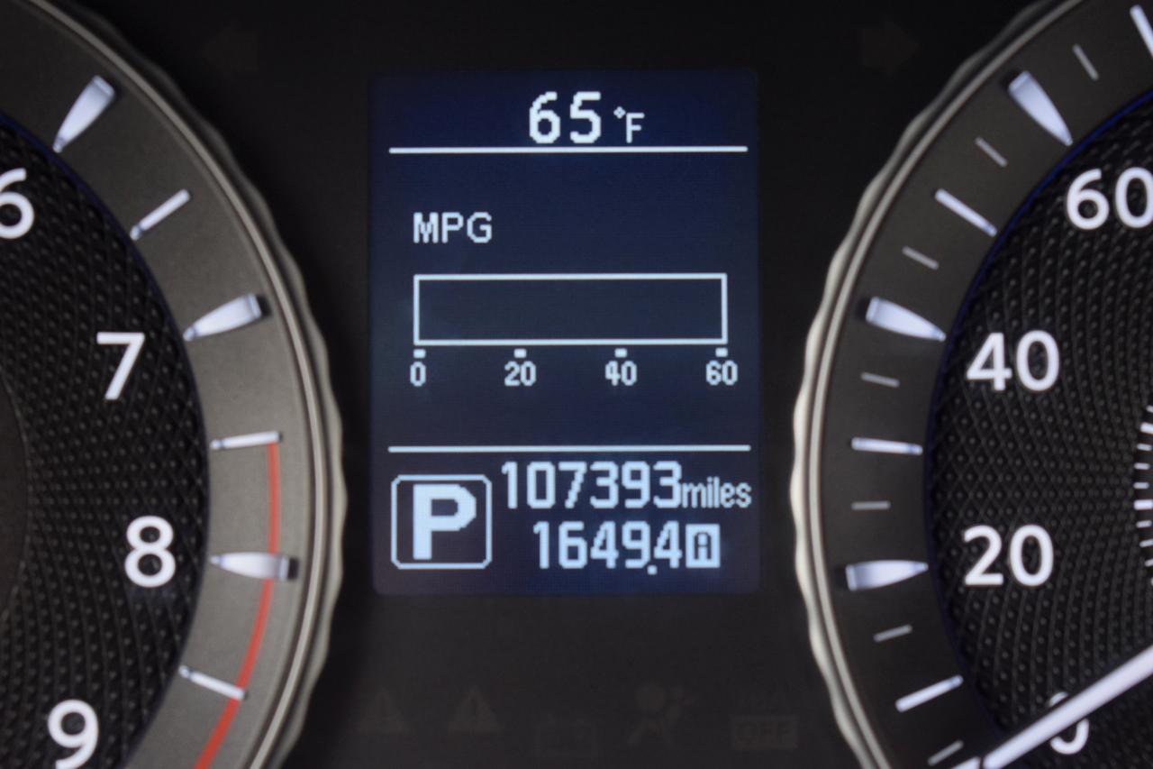 Infiniti Q70 37 2014