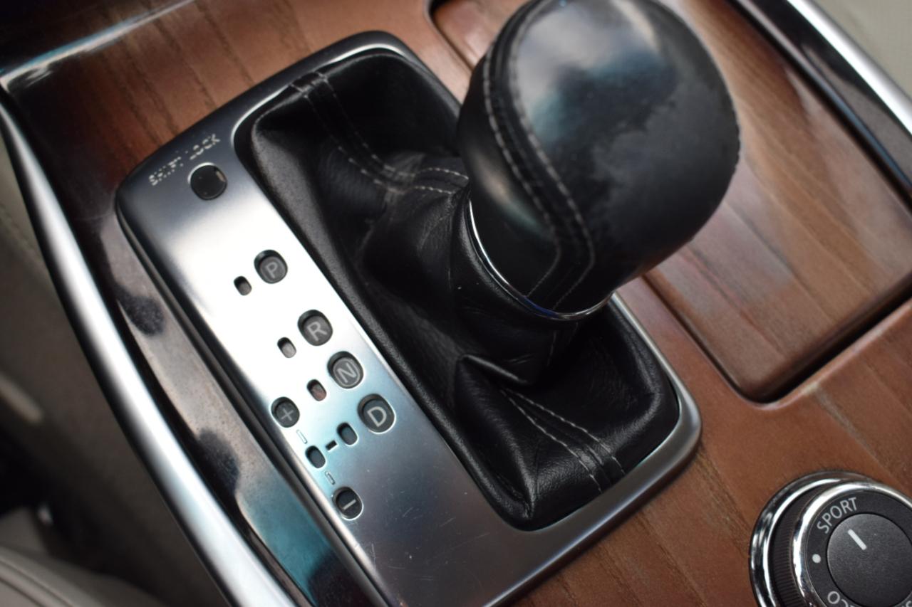 Infiniti Q70 37 2014