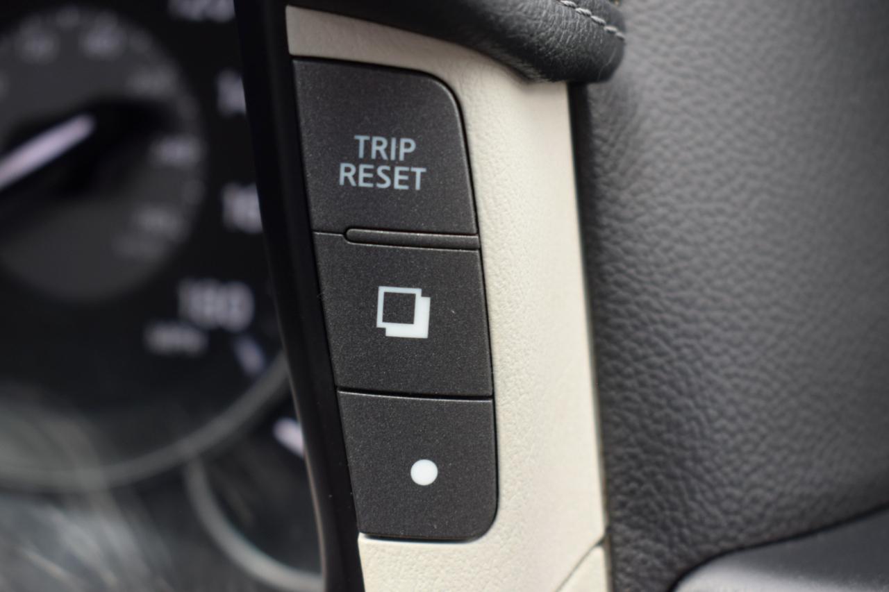 Infiniti Q70 37 2014