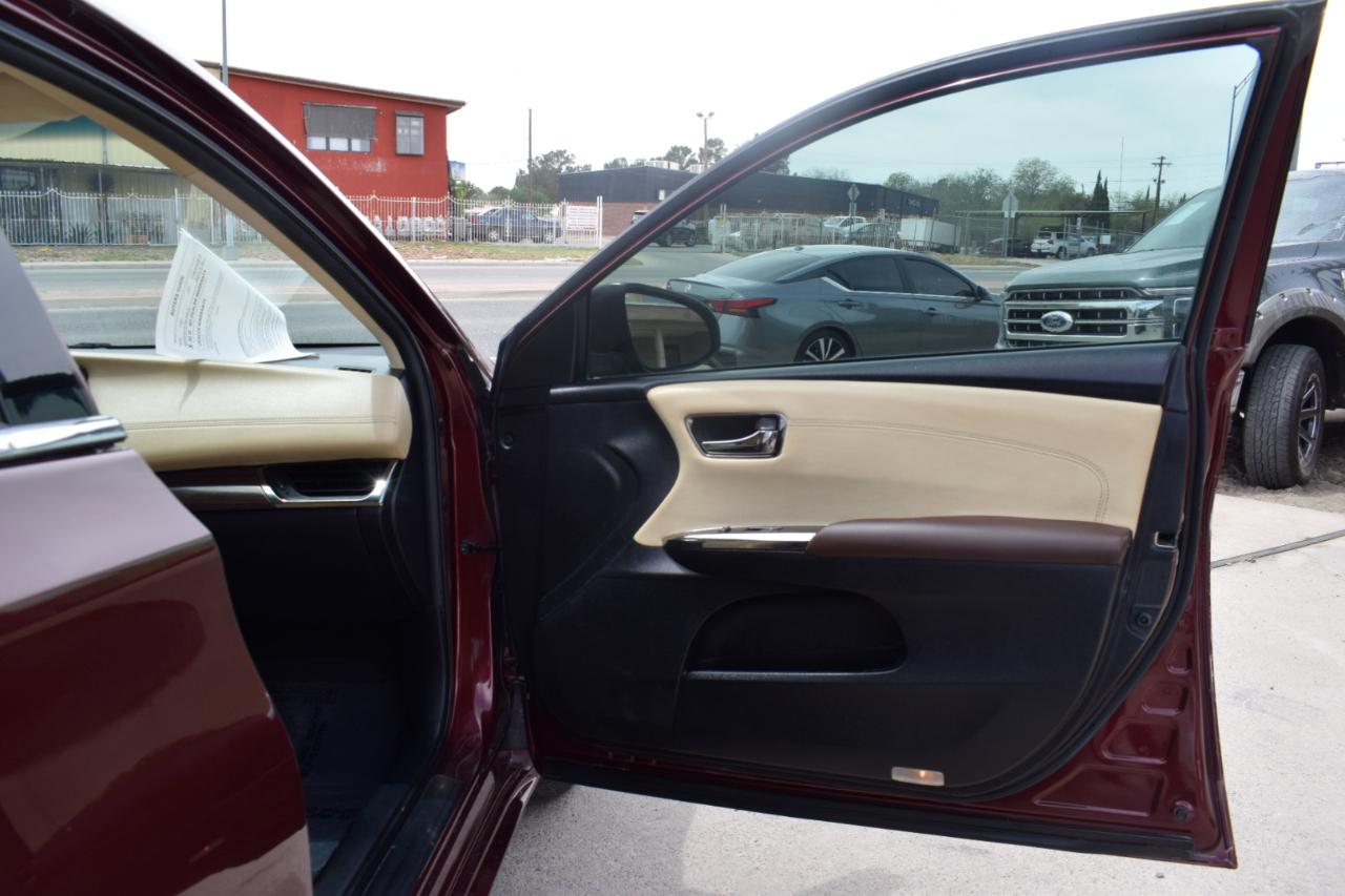 Toyota Avalon XLE Premium 2014