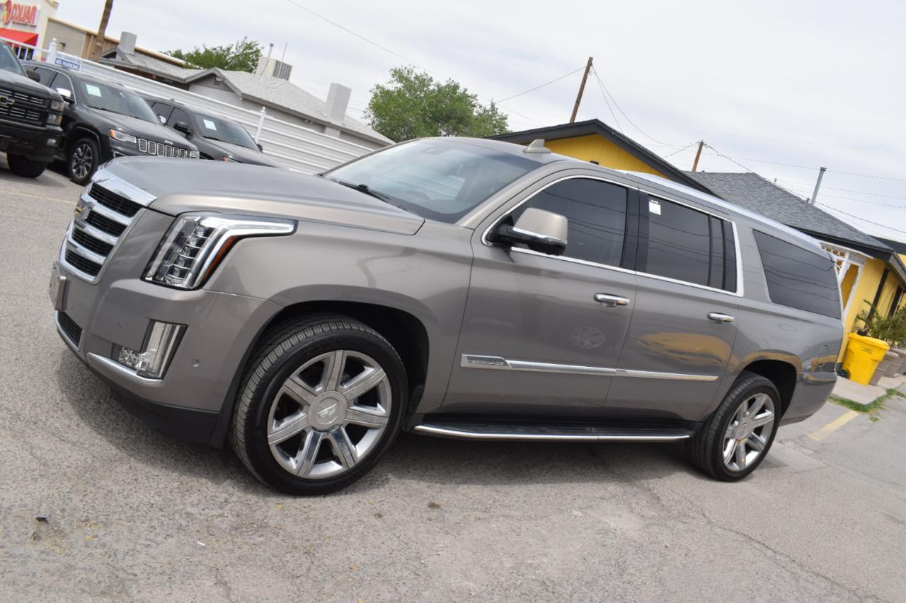 Cadillac Escalade ESV 2WD Luxury 2017