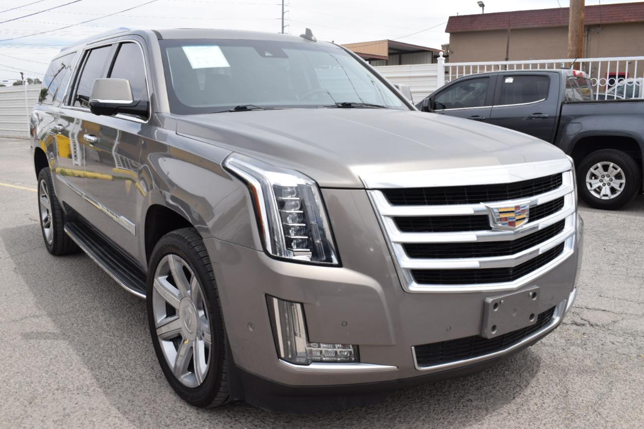 Cadillac Escalade ESV 2WD Luxury 2017