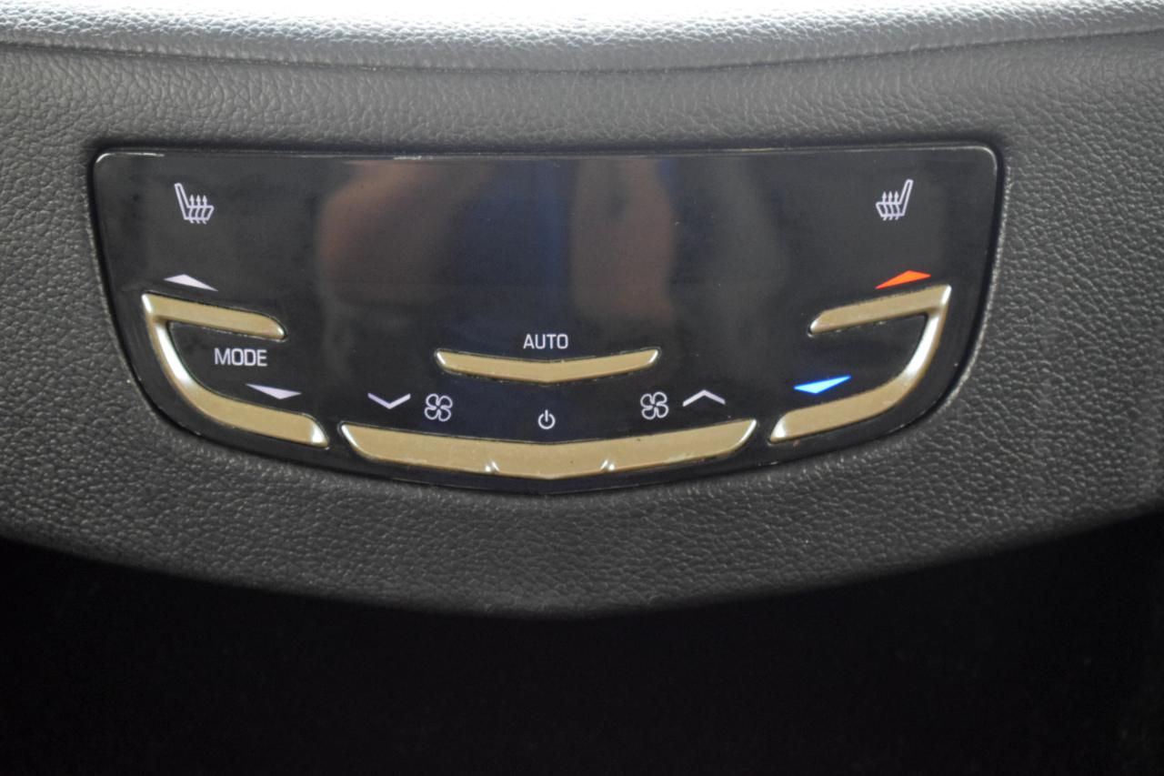 Cadillac Escalade ESV 2WD Luxury 2017