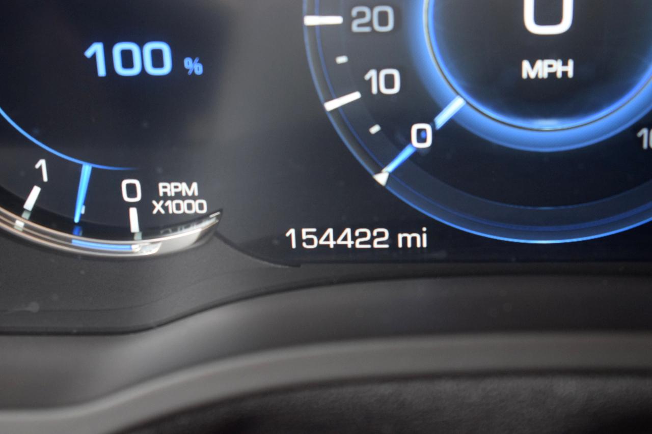 Cadillac Escalade ESV 2WD Luxury 2017