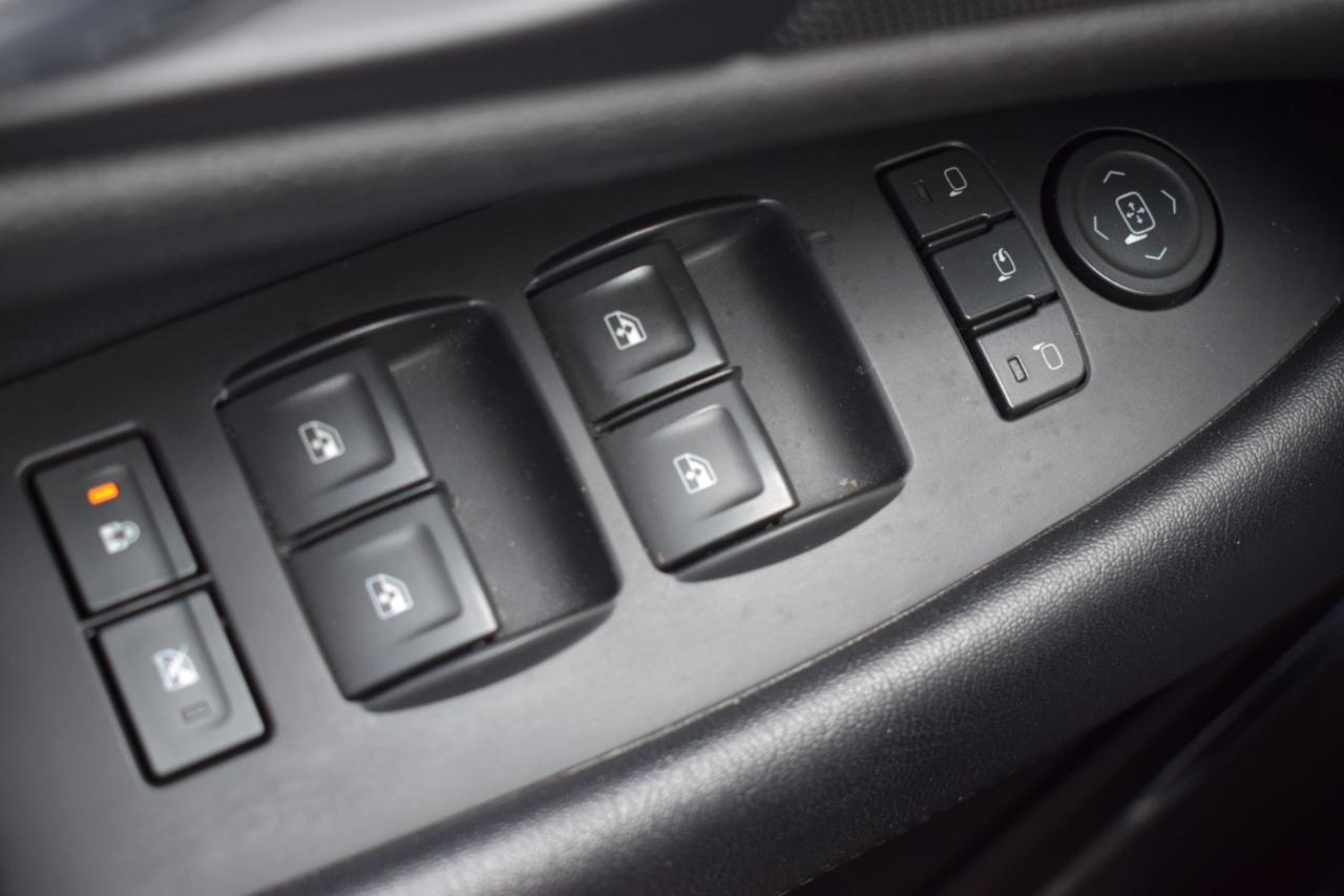 Cadillac Escalade ESV 2WD Luxury 2017