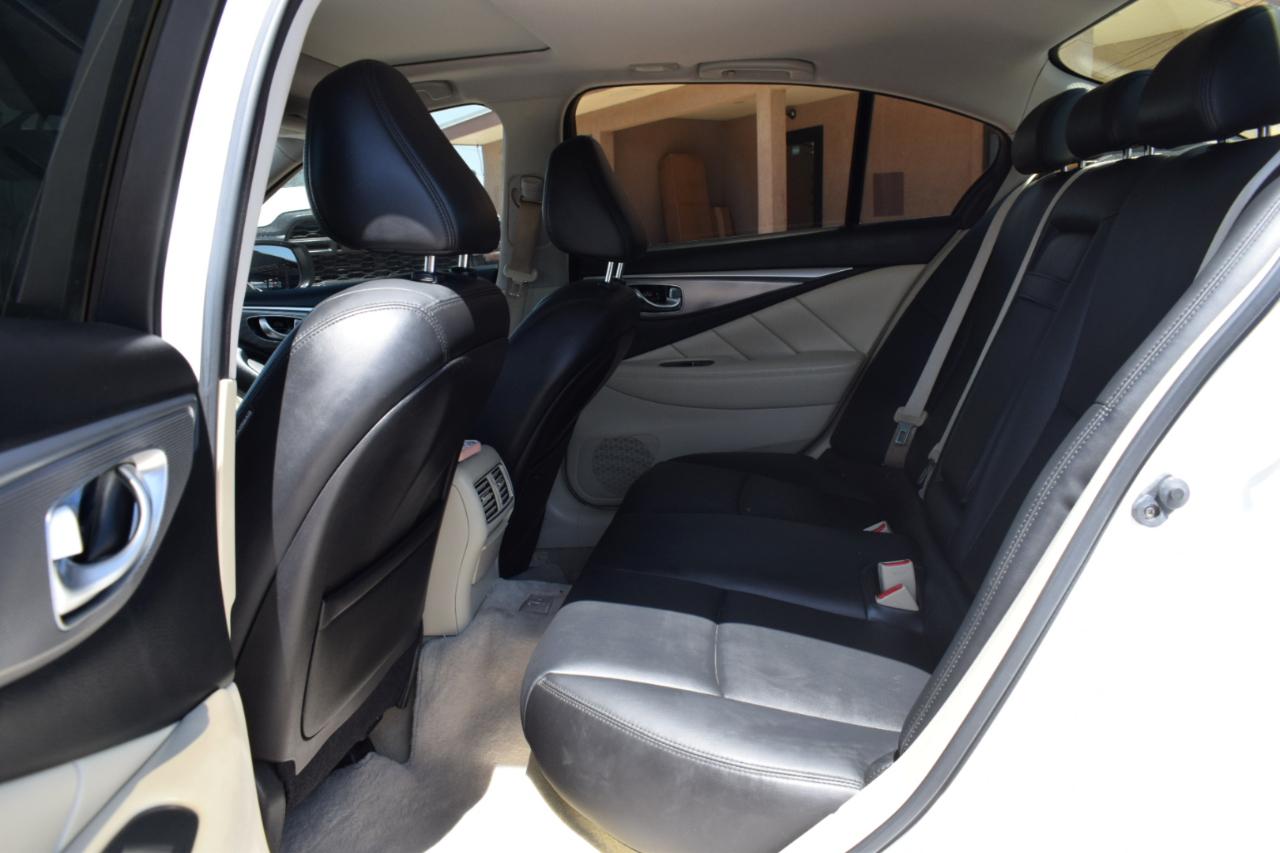 Infiniti Q50 Premium 2014