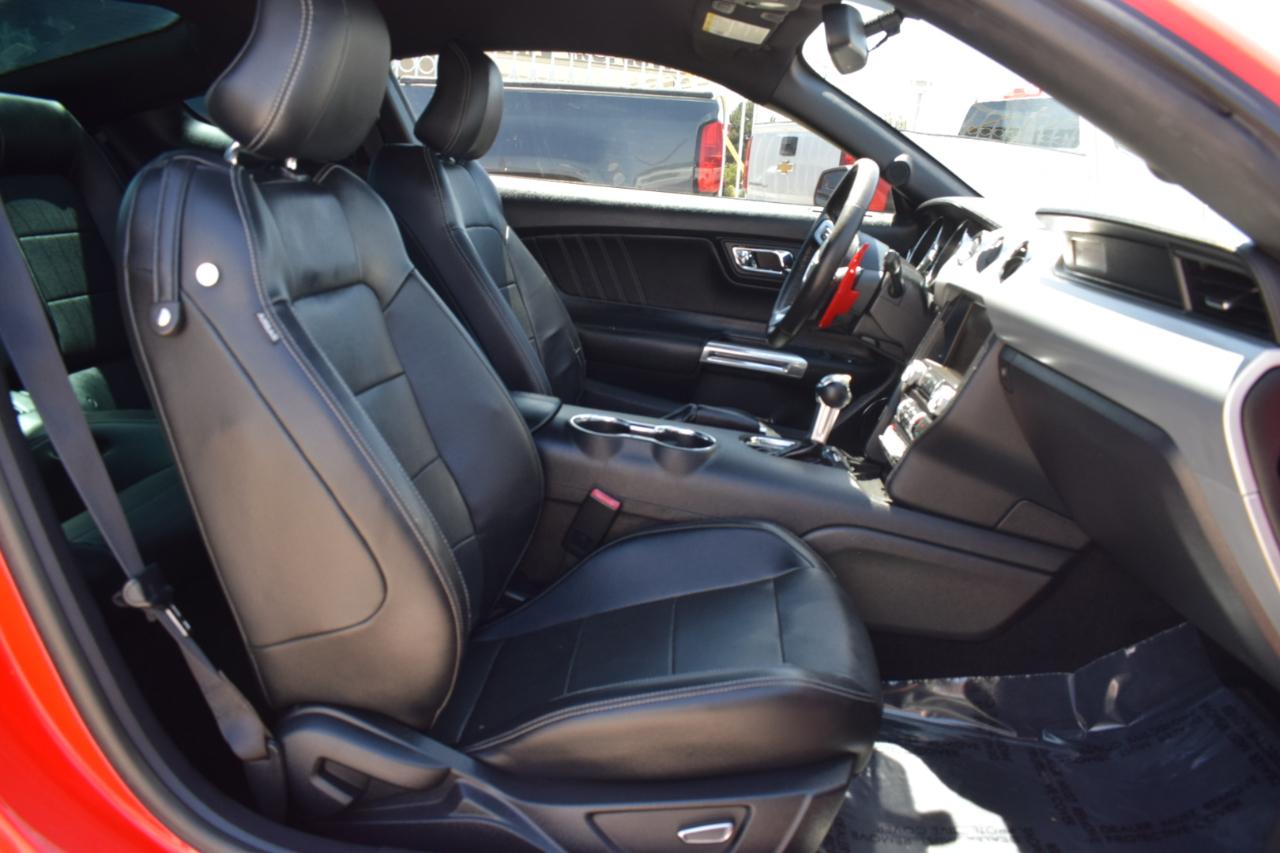 Ford Mustang EcoBoost Coupe 2015