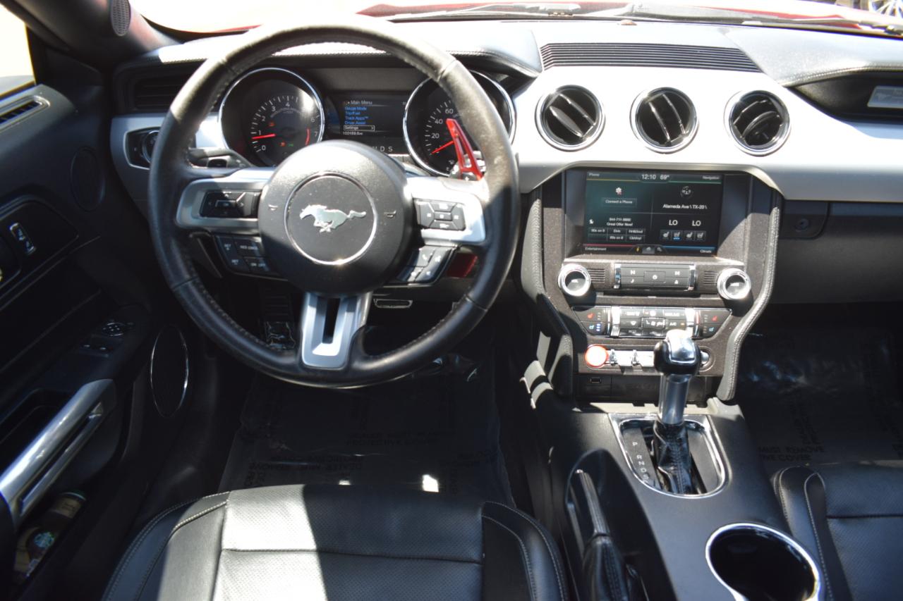 Ford Mustang EcoBoost Coupe 2015