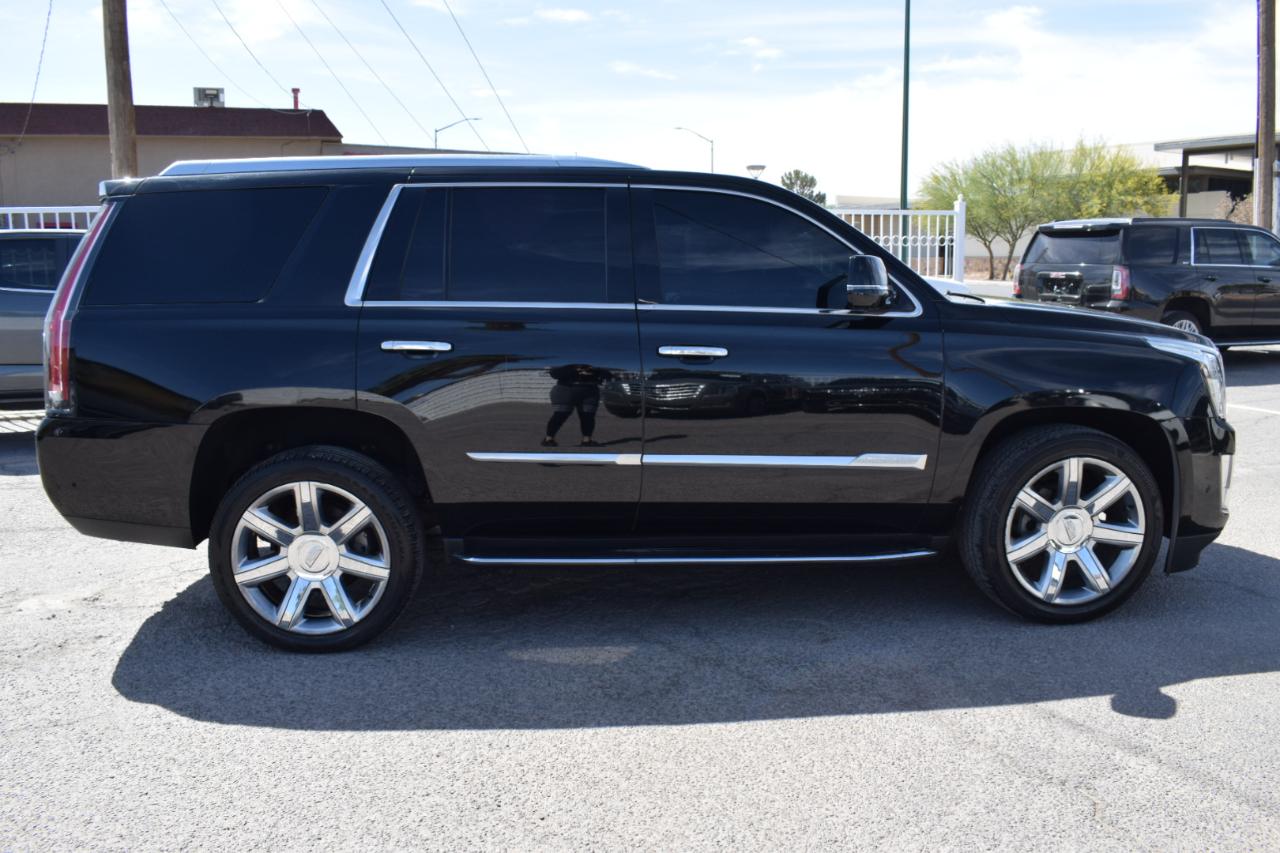 Cadillac Escalade Luxury 2WD 2019