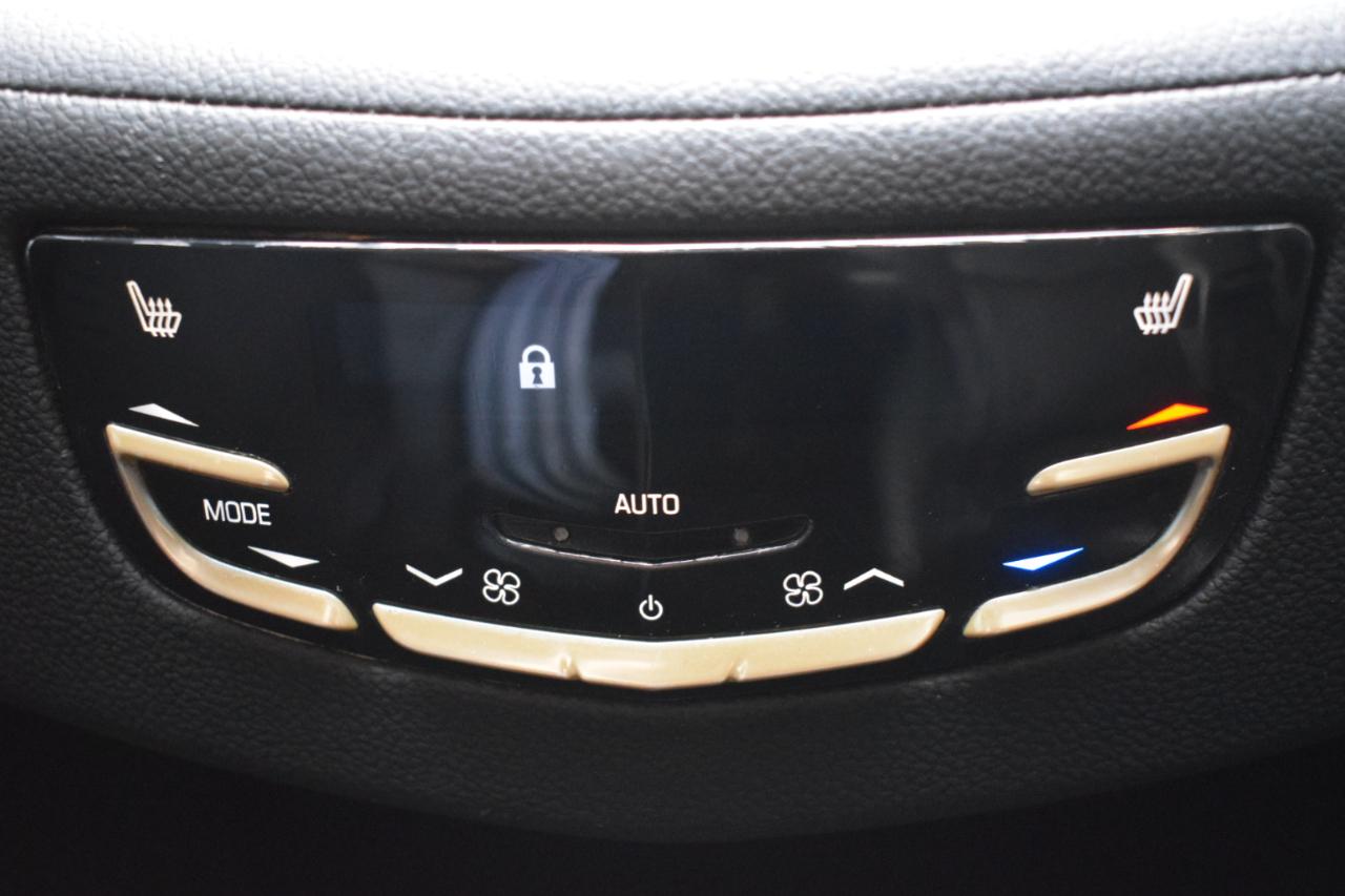 Cadillac Escalade Luxury 2WD 2019