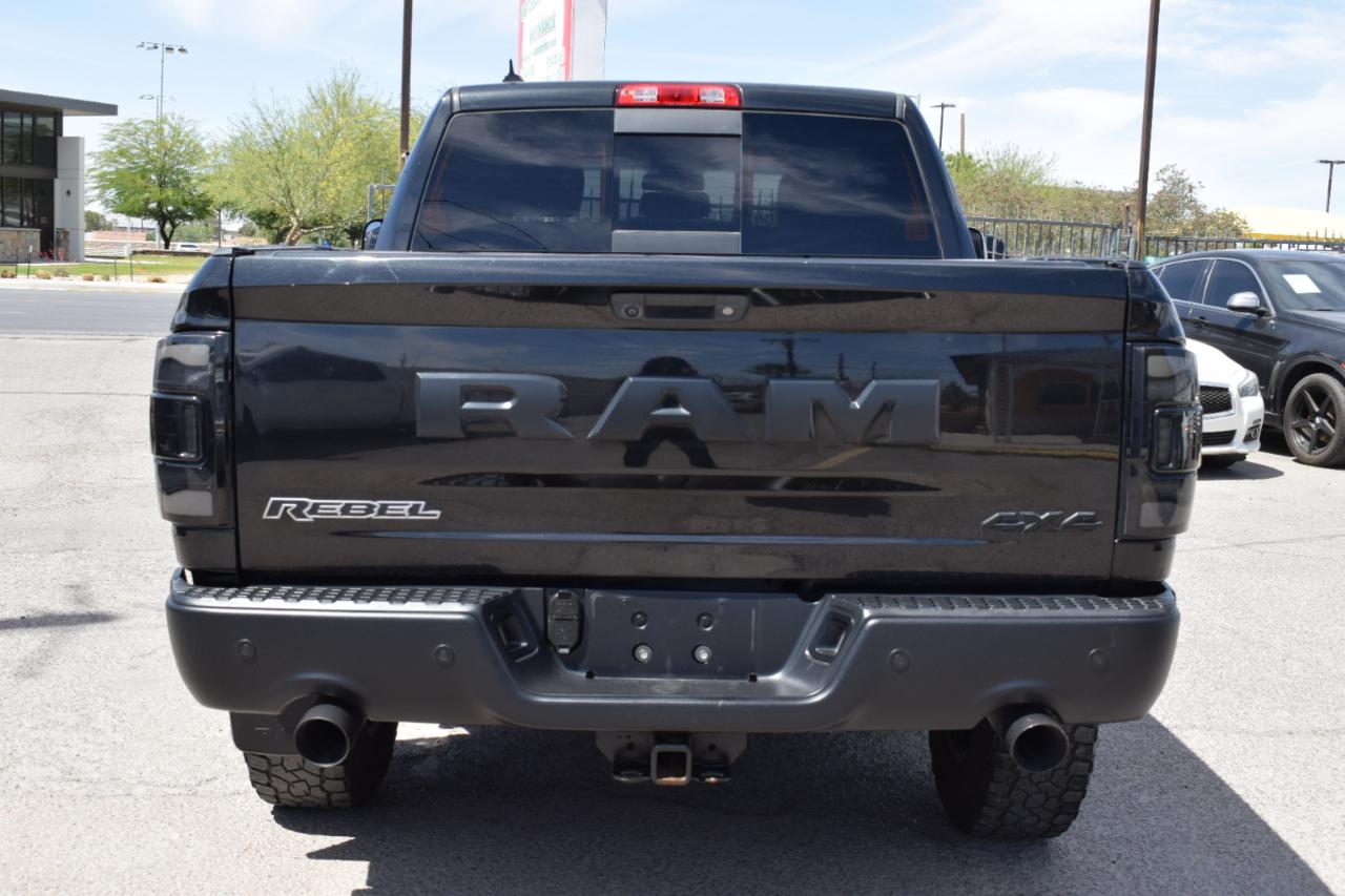 RAM 1500 Rebel Crew Cab SWB 4WD 2017