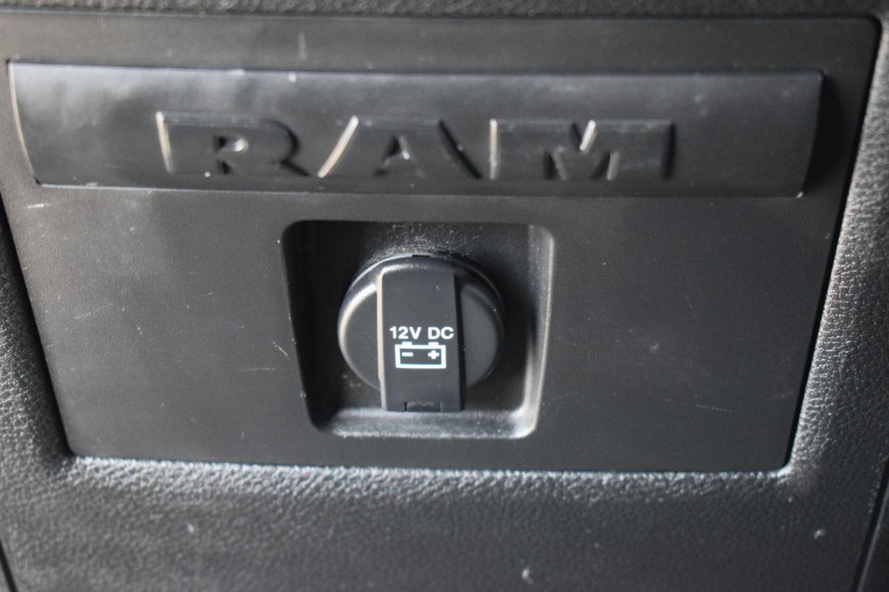 RAM 1500 Rebel Crew Cab SWB 4WD 2017