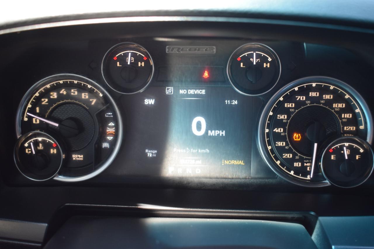 RAM 1500 Rebel Crew Cab SWB 4WD 2017