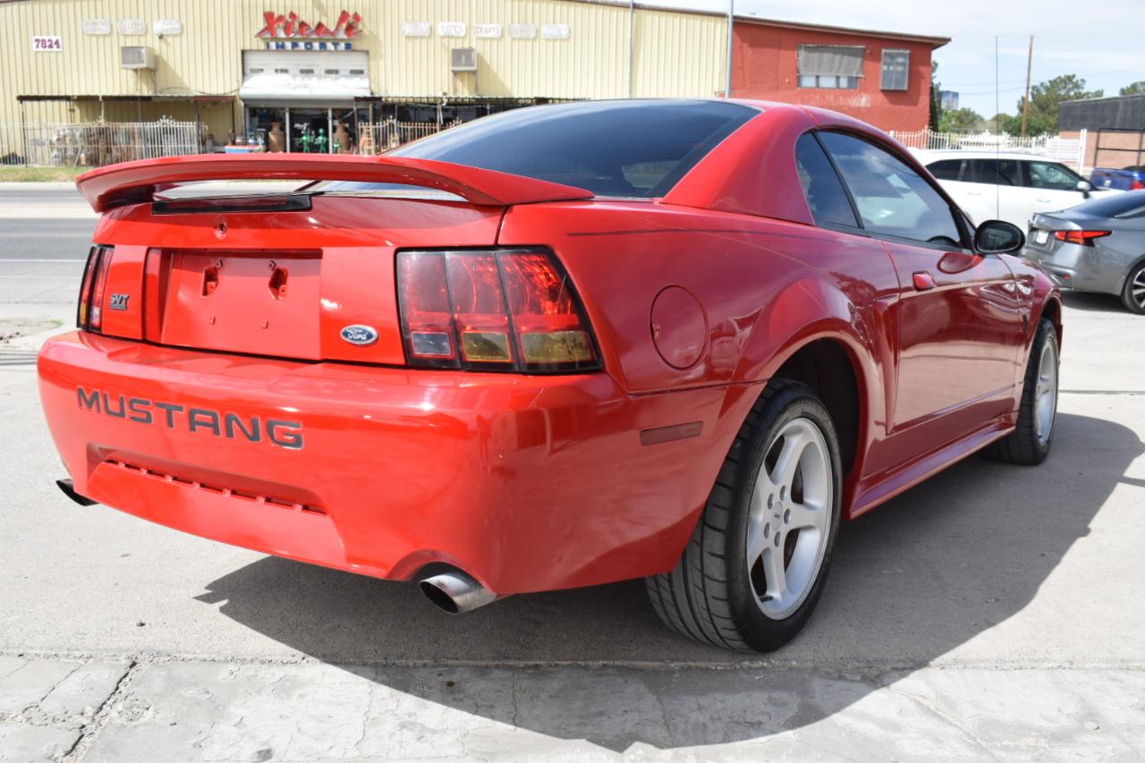 Ford Mustang Cobra Coupe 1999