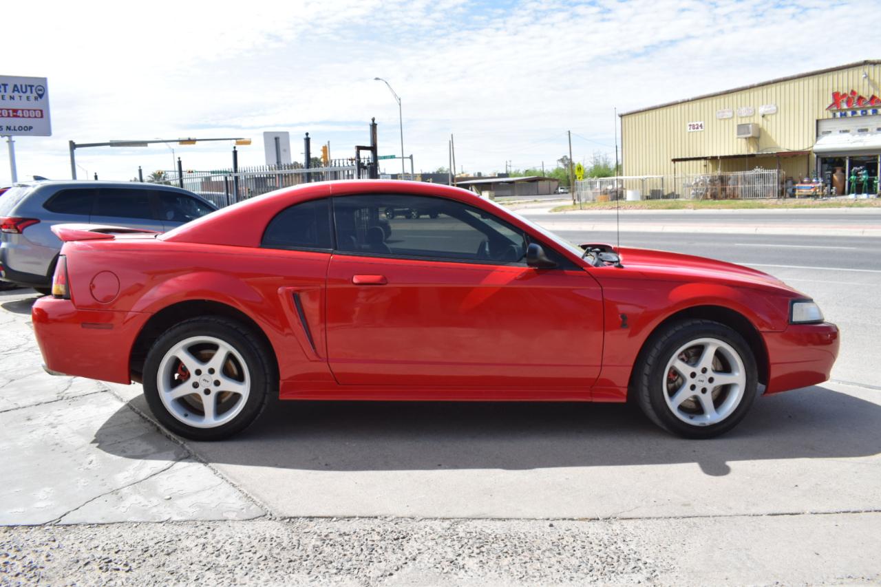 Ford Mustang Cobra Coupe 1999