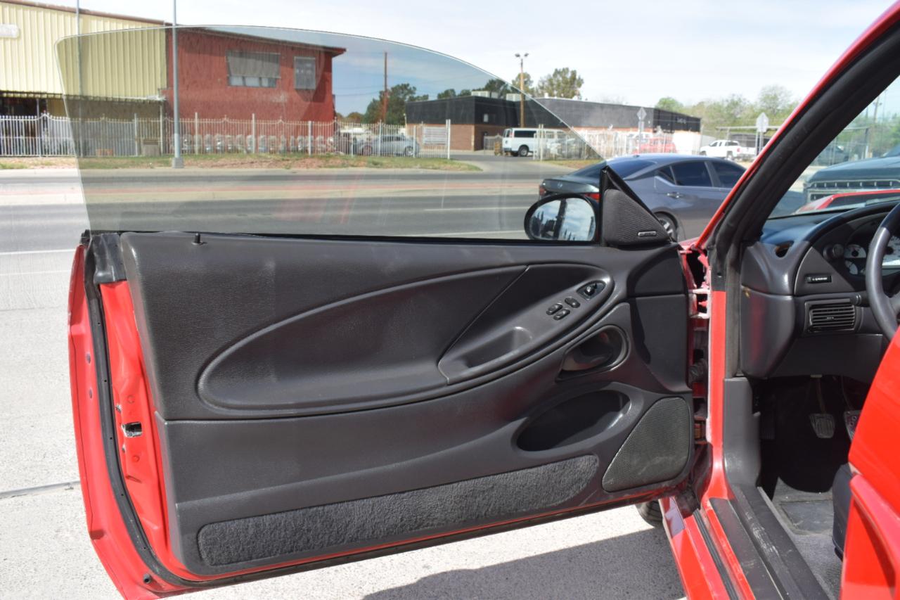 Ford Mustang Cobra Coupe 1999