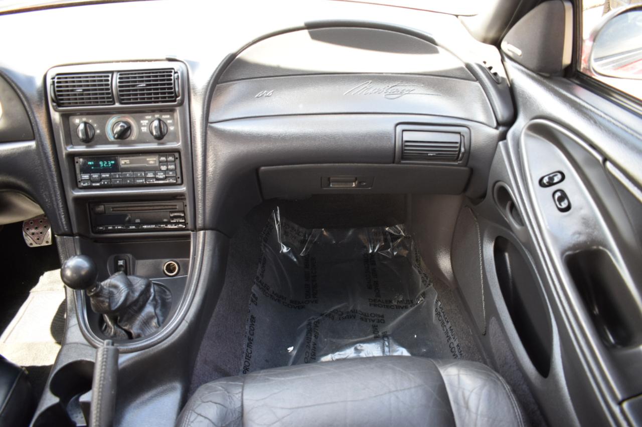 Ford Mustang Cobra Coupe 1999