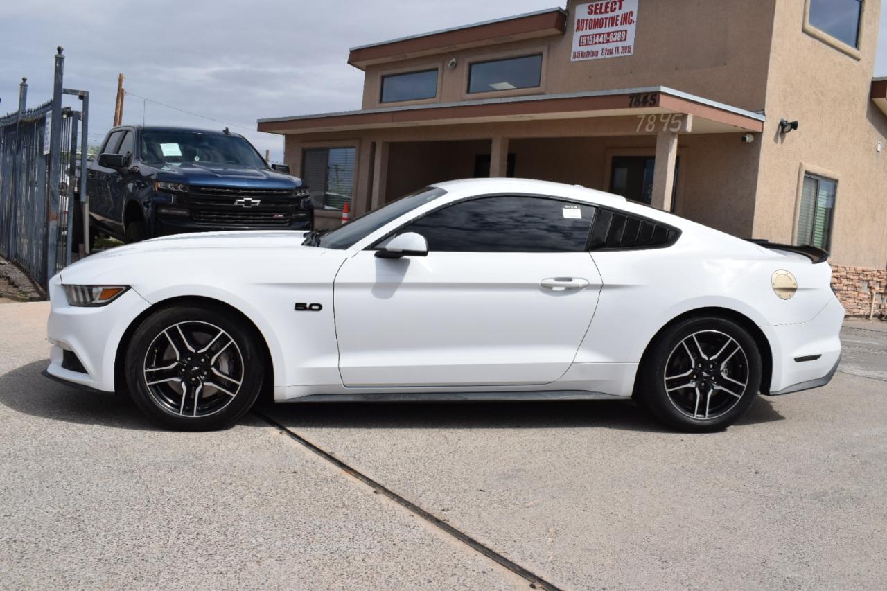 Ford Mustang GT Premium Coupe 2016