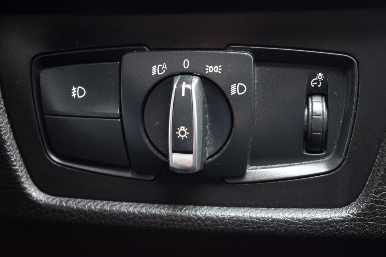 BMW 3-Series 330i xDrive SULEV Sedan 2018