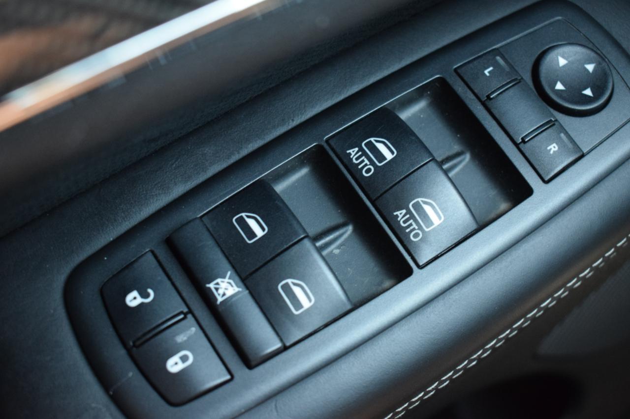 Jeep Grand Cherokee SRT8 4WD 2014