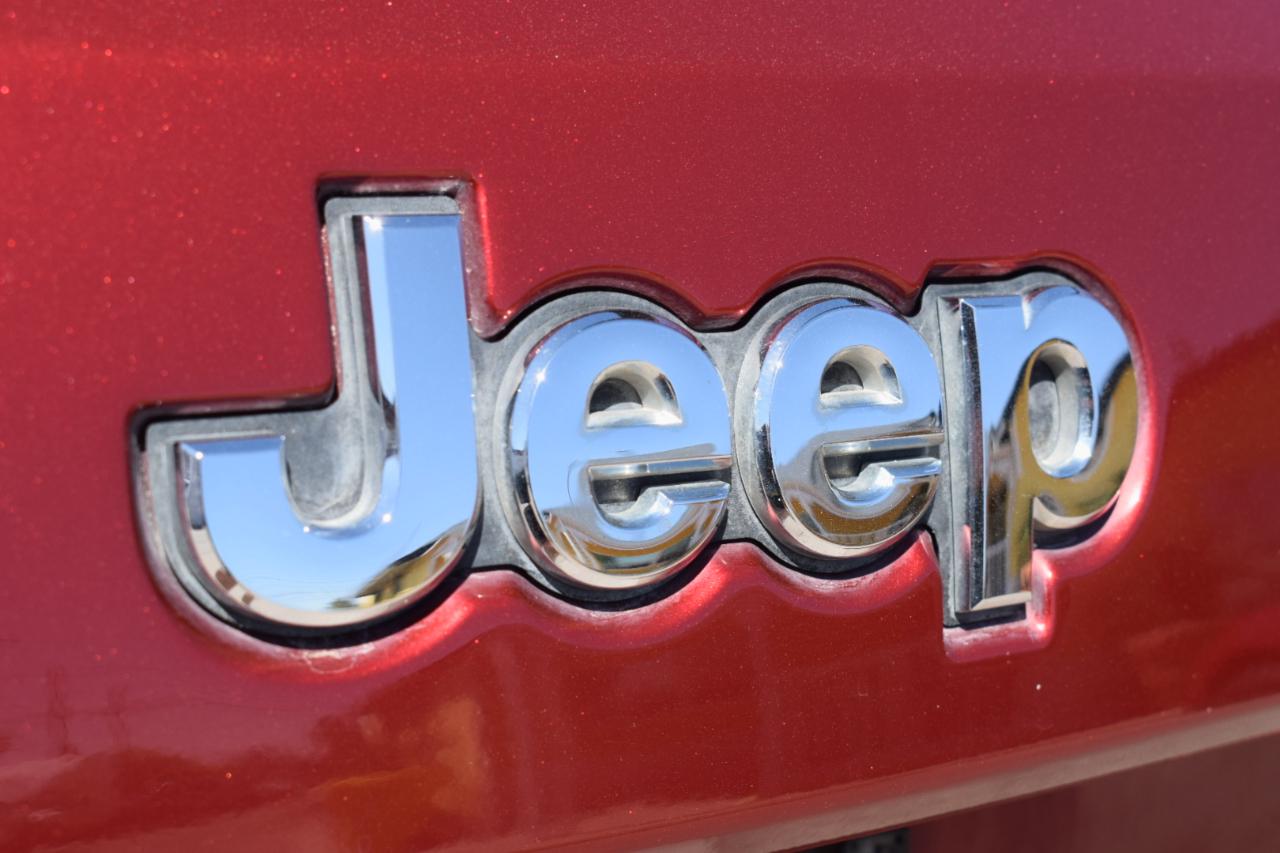 Jeep Grand Cherokee SRT8 4WD 2014