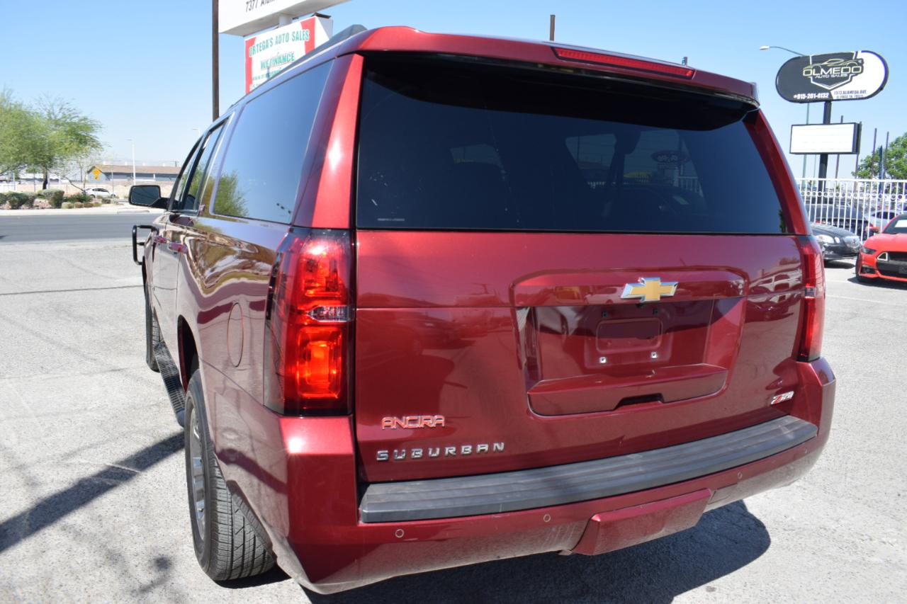 Chevrolet Suburban LT 4WD 2018