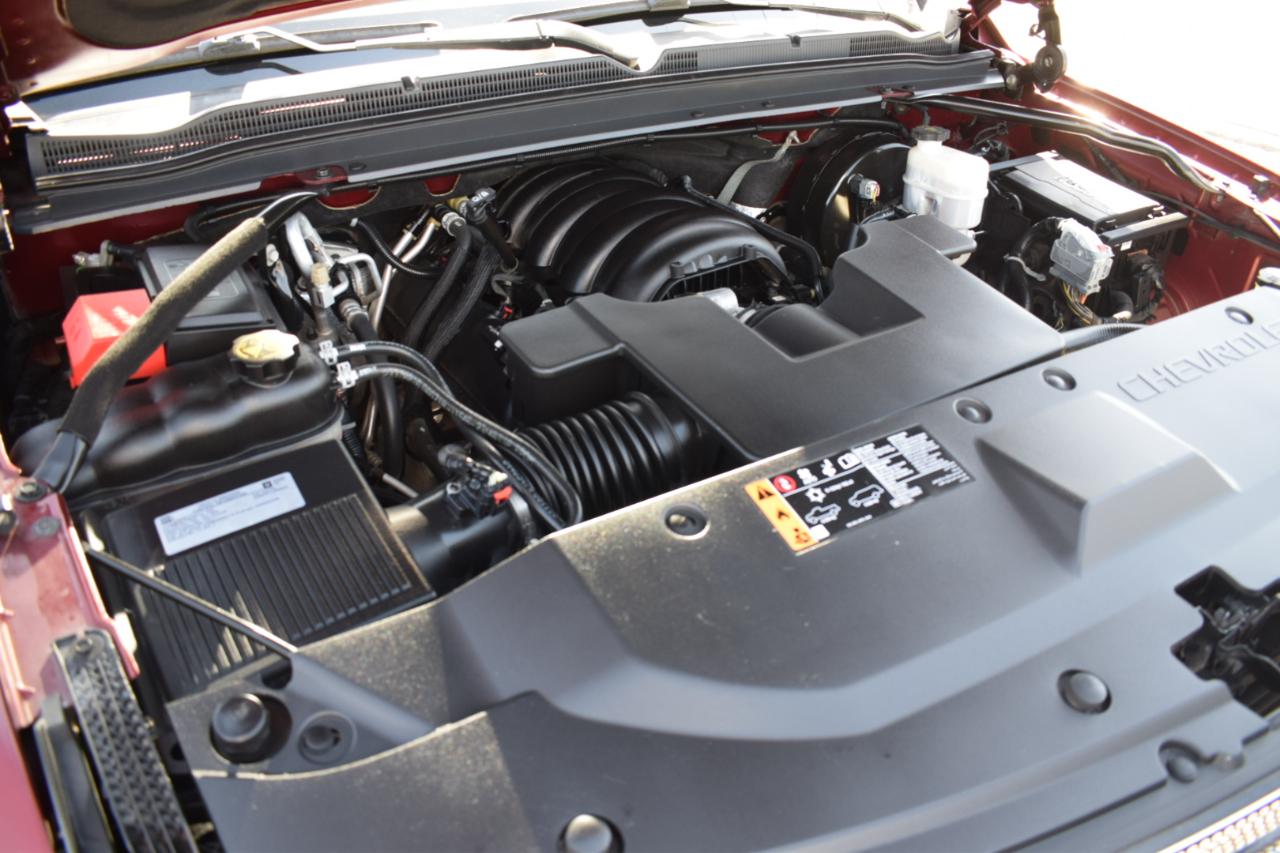 Chevrolet Suburban LT 4WD 2018