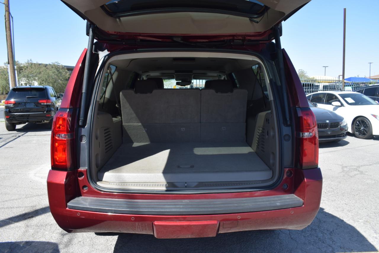 Chevrolet Suburban LT 4WD 2018