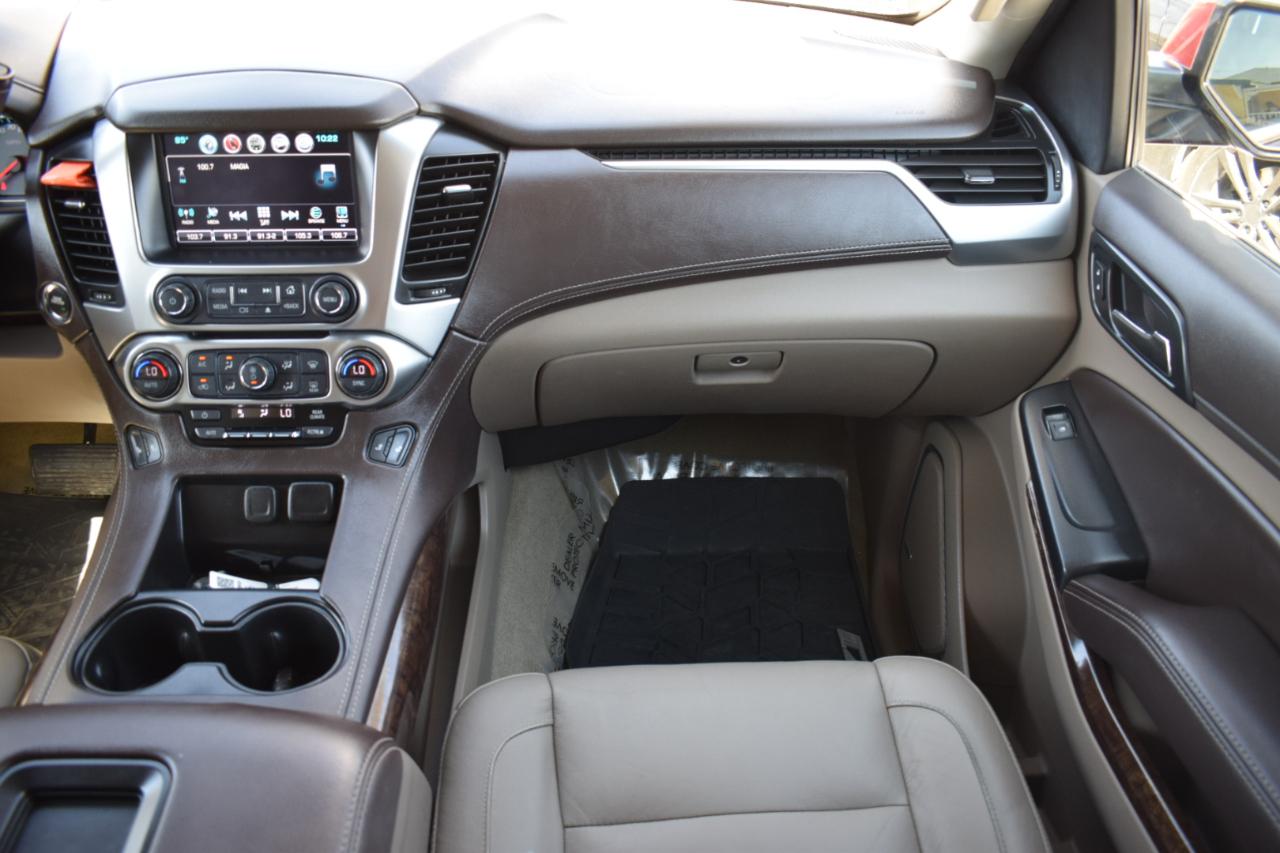 Chevrolet Suburban LT 4WD 2018