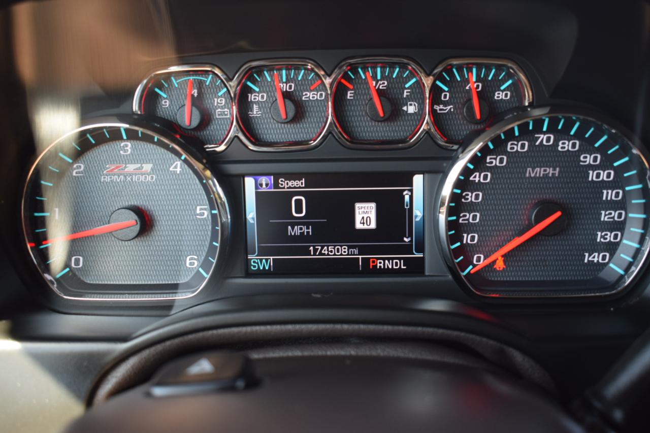 Chevrolet Suburban LT 4WD 2018