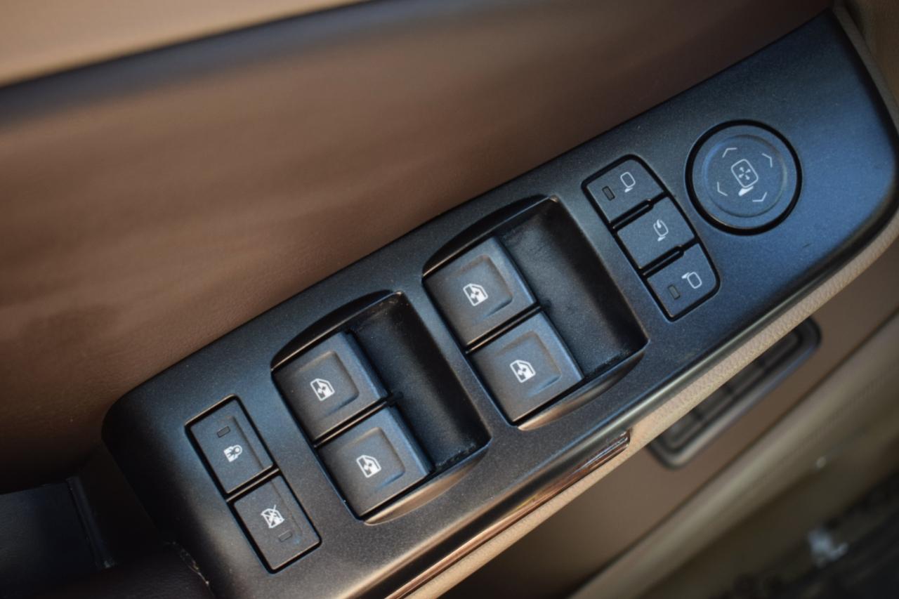 Chevrolet Suburban LT 4WD 2018
