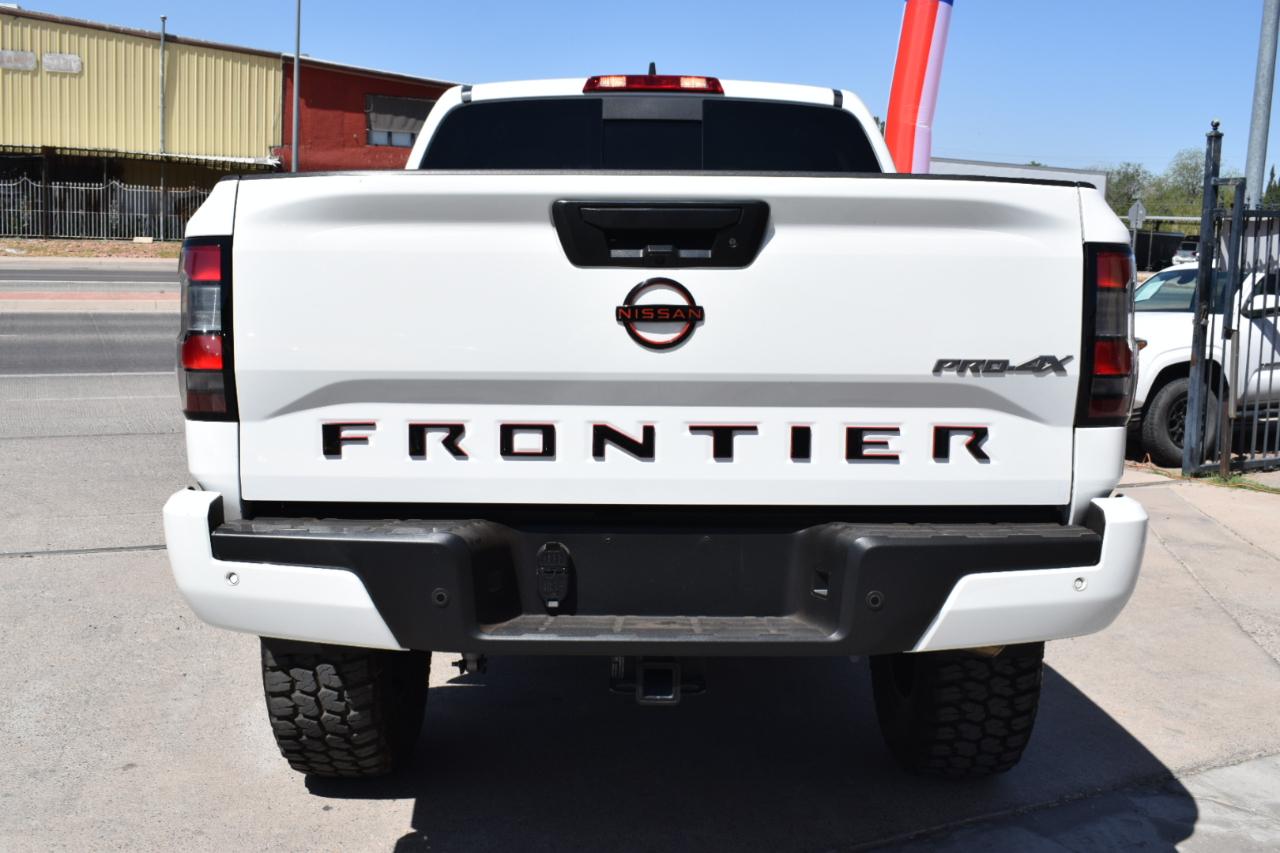 Nissan Frontier PRO-4X Crew Cab 5AT 4WD 2023