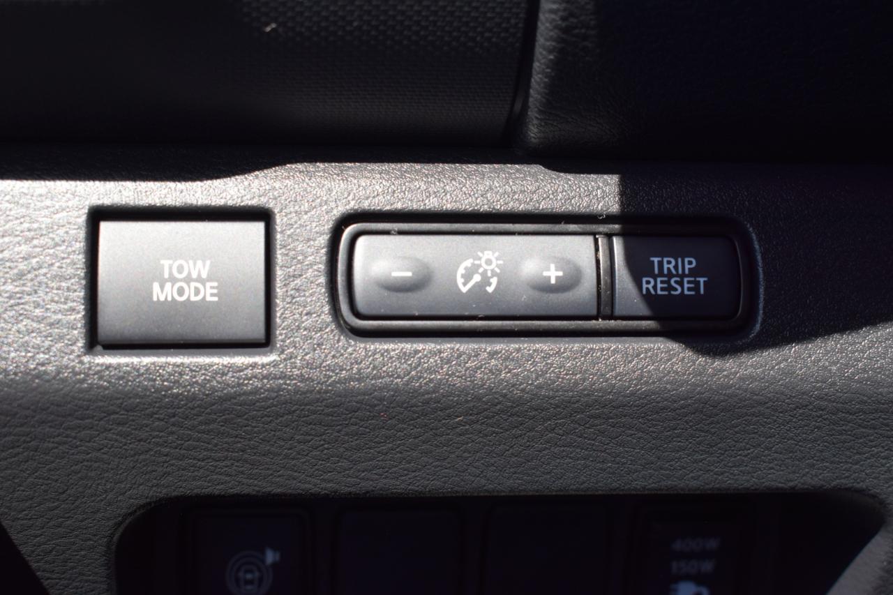 Nissan Frontier PRO-4X Crew Cab 5AT 4WD 2023