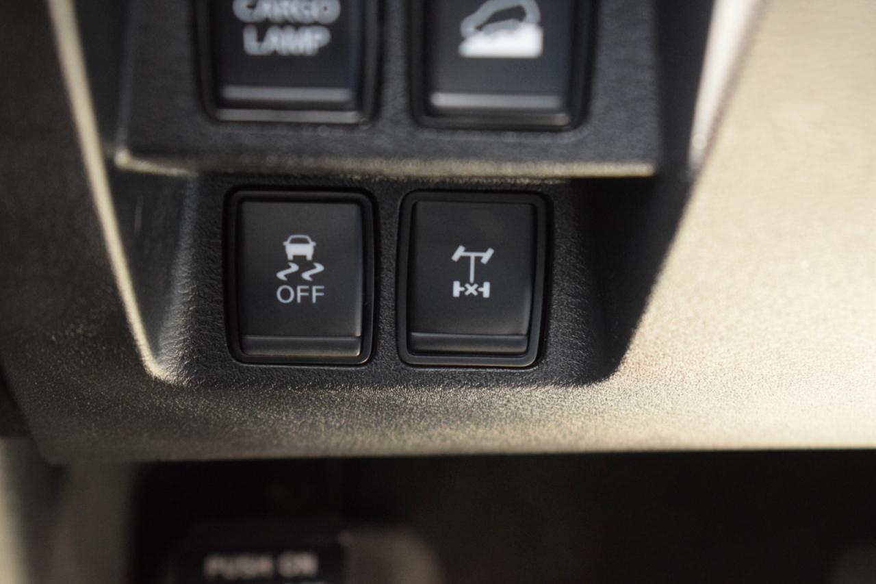 Nissan Frontier PRO-4X Crew Cab 5AT 4WD 2023