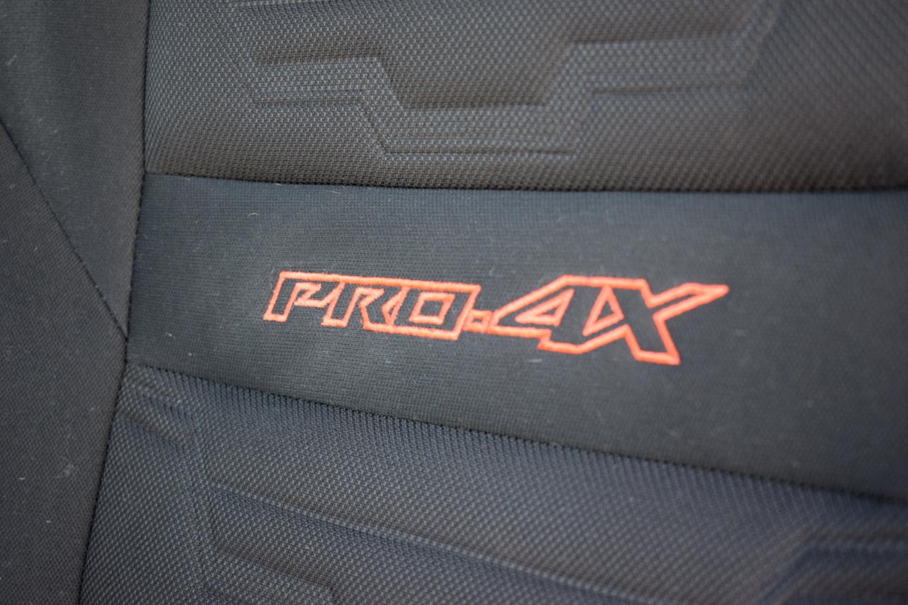 Nissan Frontier PRO-4X Crew Cab 5AT 4WD 2023