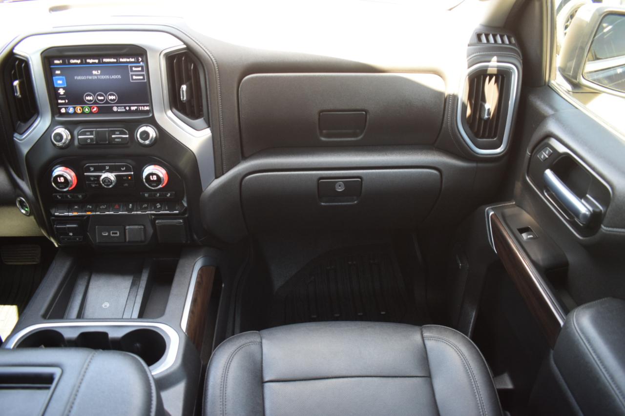 GMC Sierra 1500 Limited SLT Crew Cab Short Box 4WD 2022