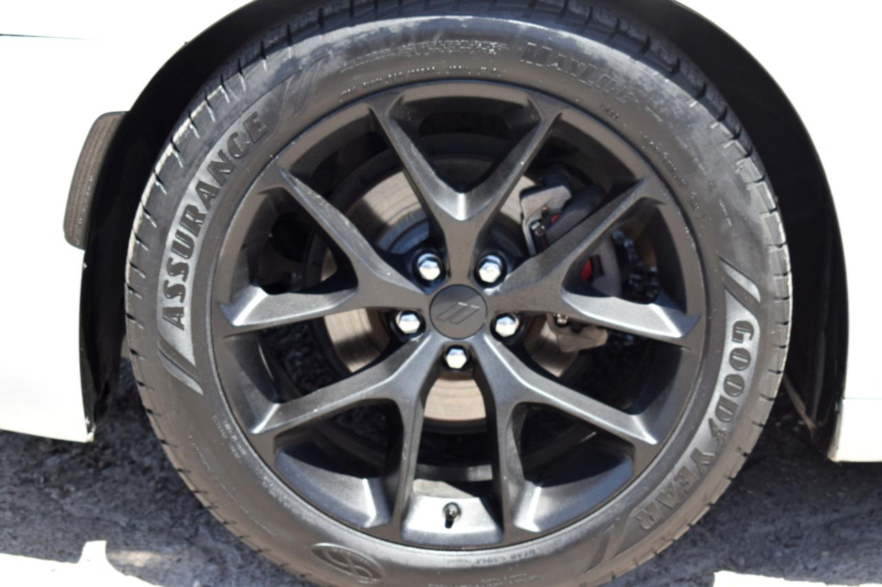 Chrysler 300 Limited RWD 2018
