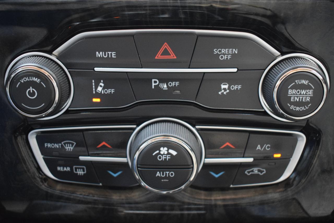 Chrysler 300 Limited RWD 2018