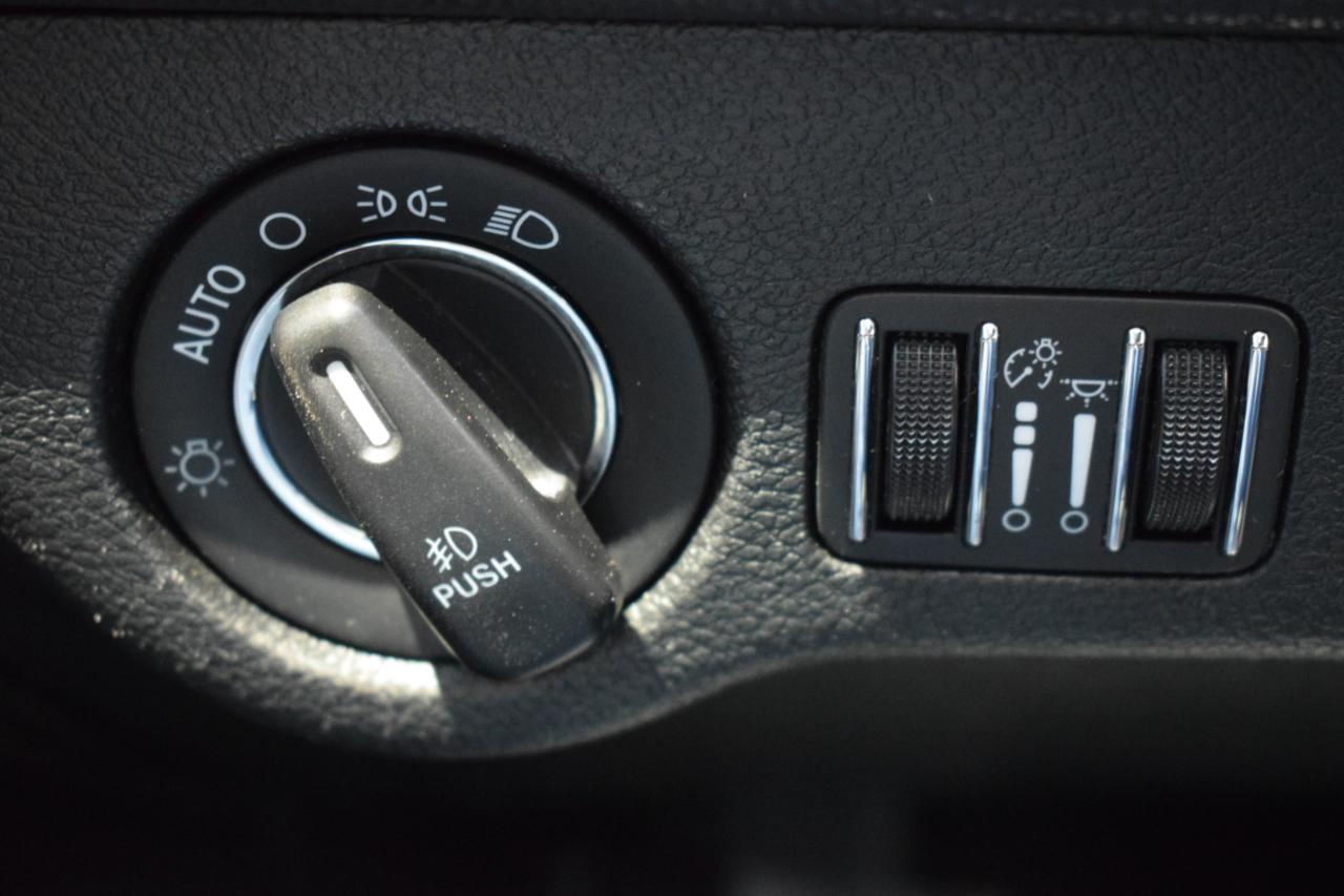 Chrysler 300 Limited RWD 2018