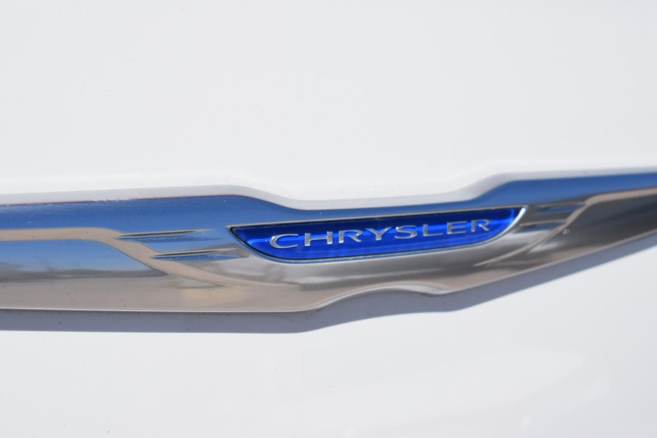 Chrysler 300 Limited RWD 2018