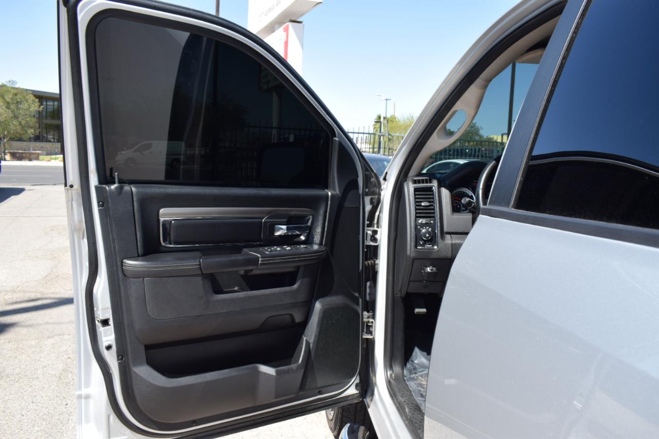 RAM 1500 Sport Crew Cab SWB 2WD 2017
