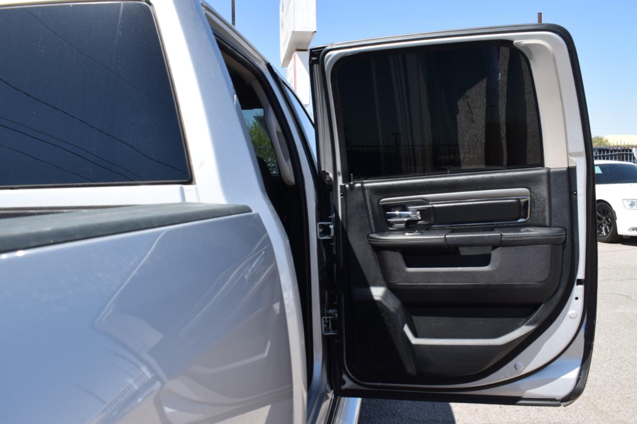 RAM 1500 Sport Crew Cab SWB 2WD 2017