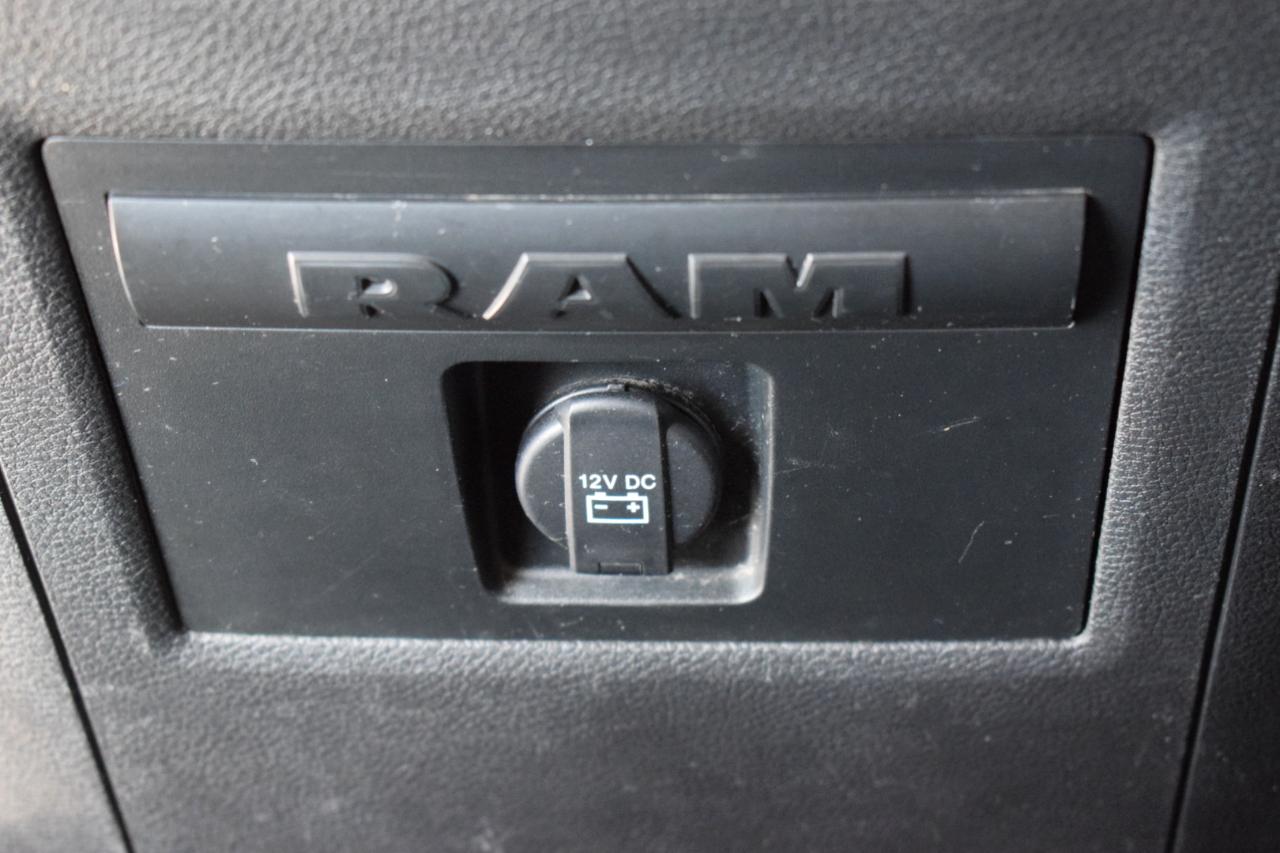 RAM 1500 Sport Crew Cab SWB 2WD 2017
